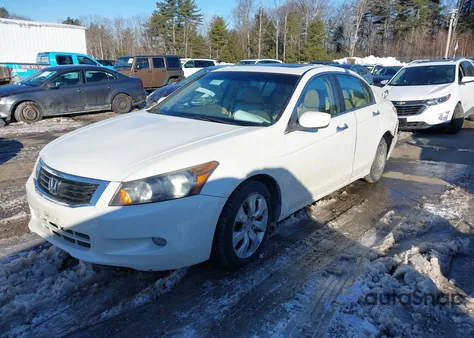 2009 Honda Accord 3.5 Ex-L z USA, uszkodzony, nr VIN 1HGCP36879A010797